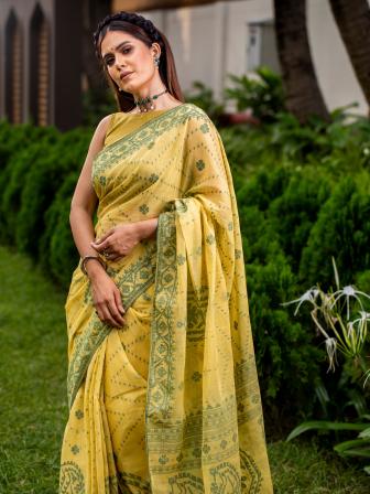 Saris that are ruling our hearts this year