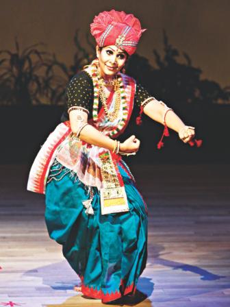 chhayanut.jpg