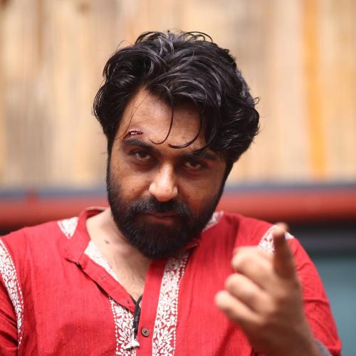 Shah Rukh’s aura reflects in Apurba: Pratim D Gupta 