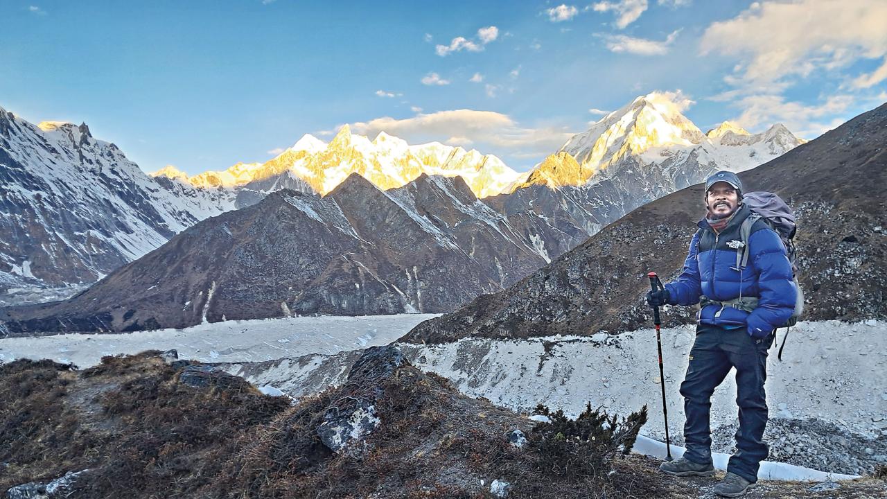 The Great Himalayan Trail: On the way to Larkey La Pass