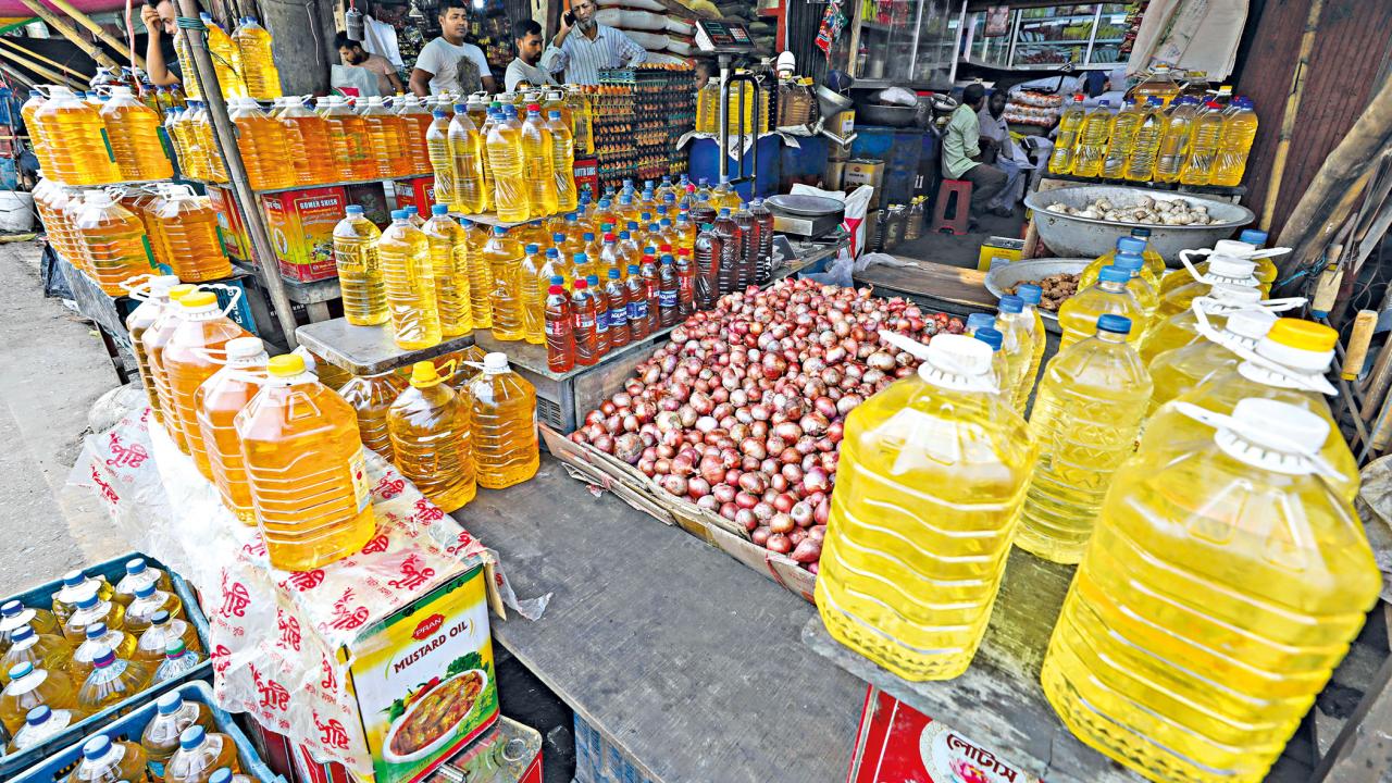 informal-commodity-exchange-2.jpg