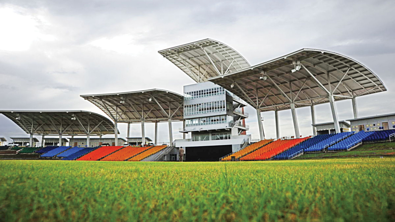 5brian-lara-cricket-academy.jpg